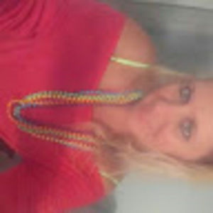 Meet your Posher, Dena